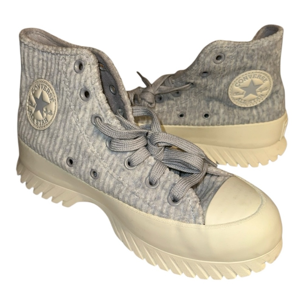 Converse corduroy Chuck Taylors NEW